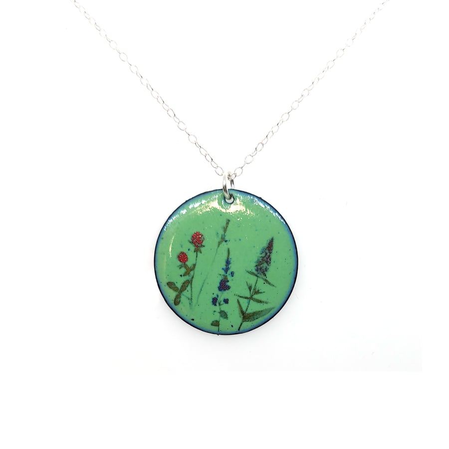 Light green enamel Wild Flowers round pendant necklace