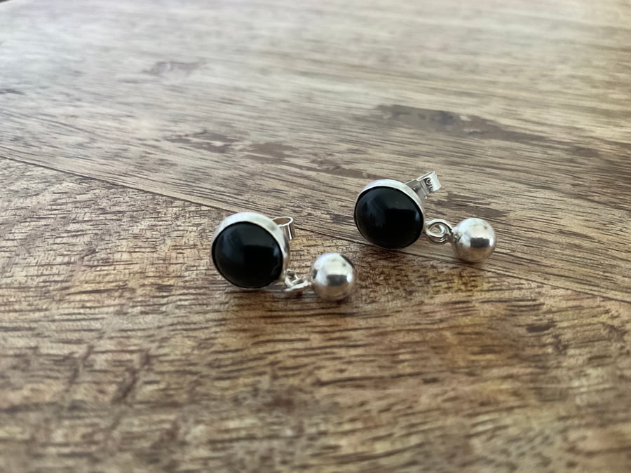 ONYX BALL STUD EARRINGS Folksy
