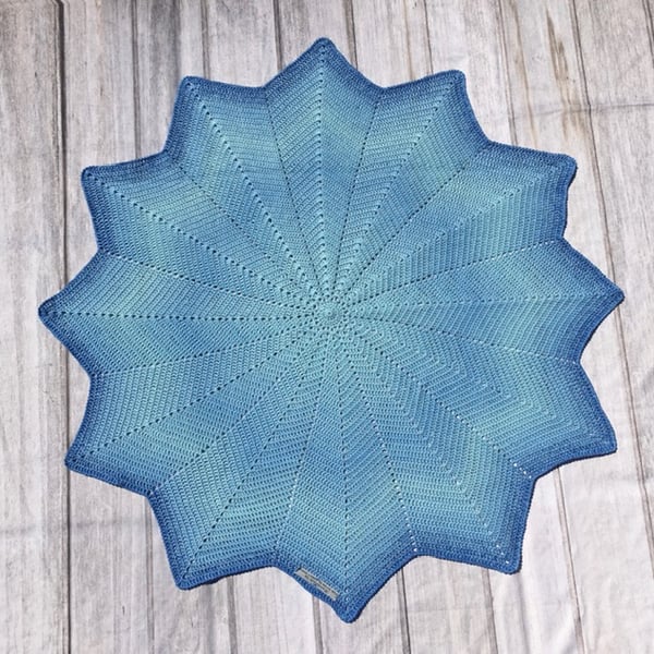 Hand Crocheted Mint and Blue Star Baby Blanket