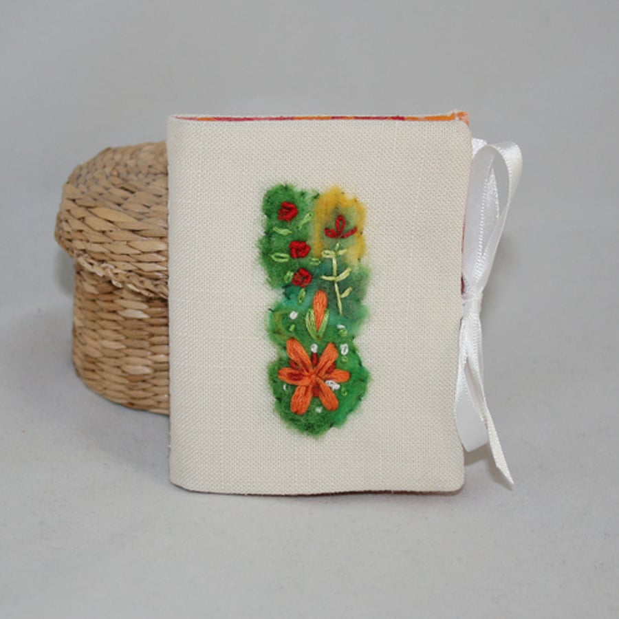 Embroidered Needle Book - Lily Border