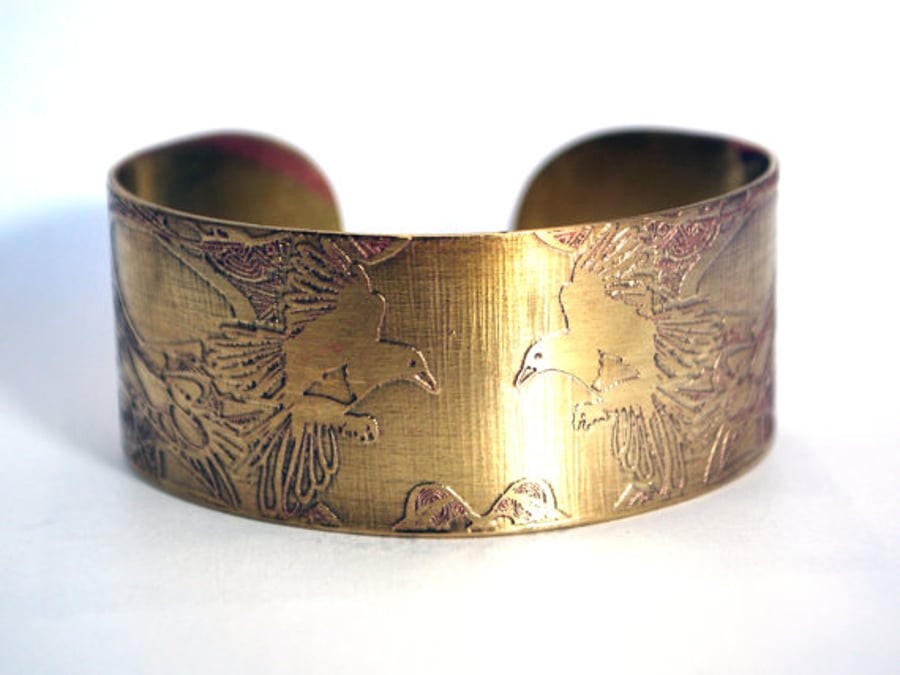 Brass magpie Cuff - medium size