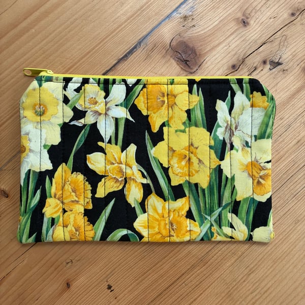 Daffodil Print Quilted Fabric Organiser Pouch 
