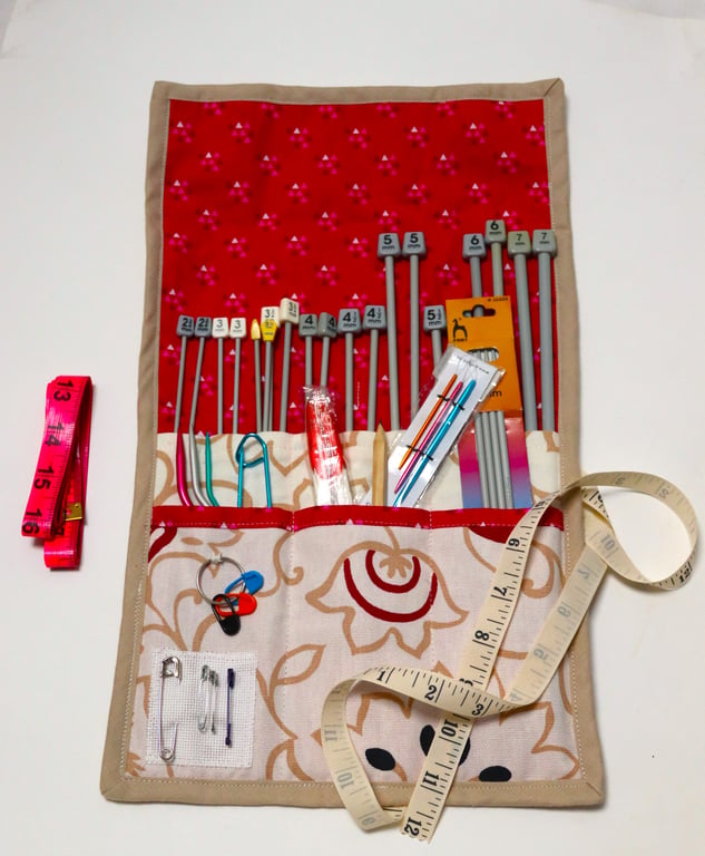Knitting needle roll with needles and accessories