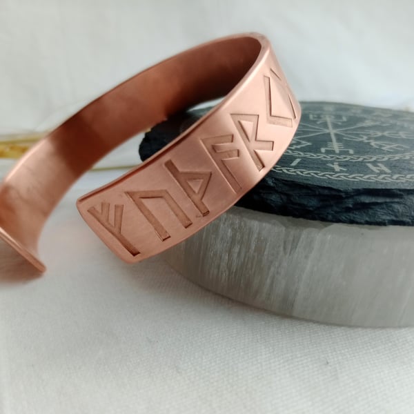 RUNE cuff bangle (men or women), heavy 2mm copper bangle