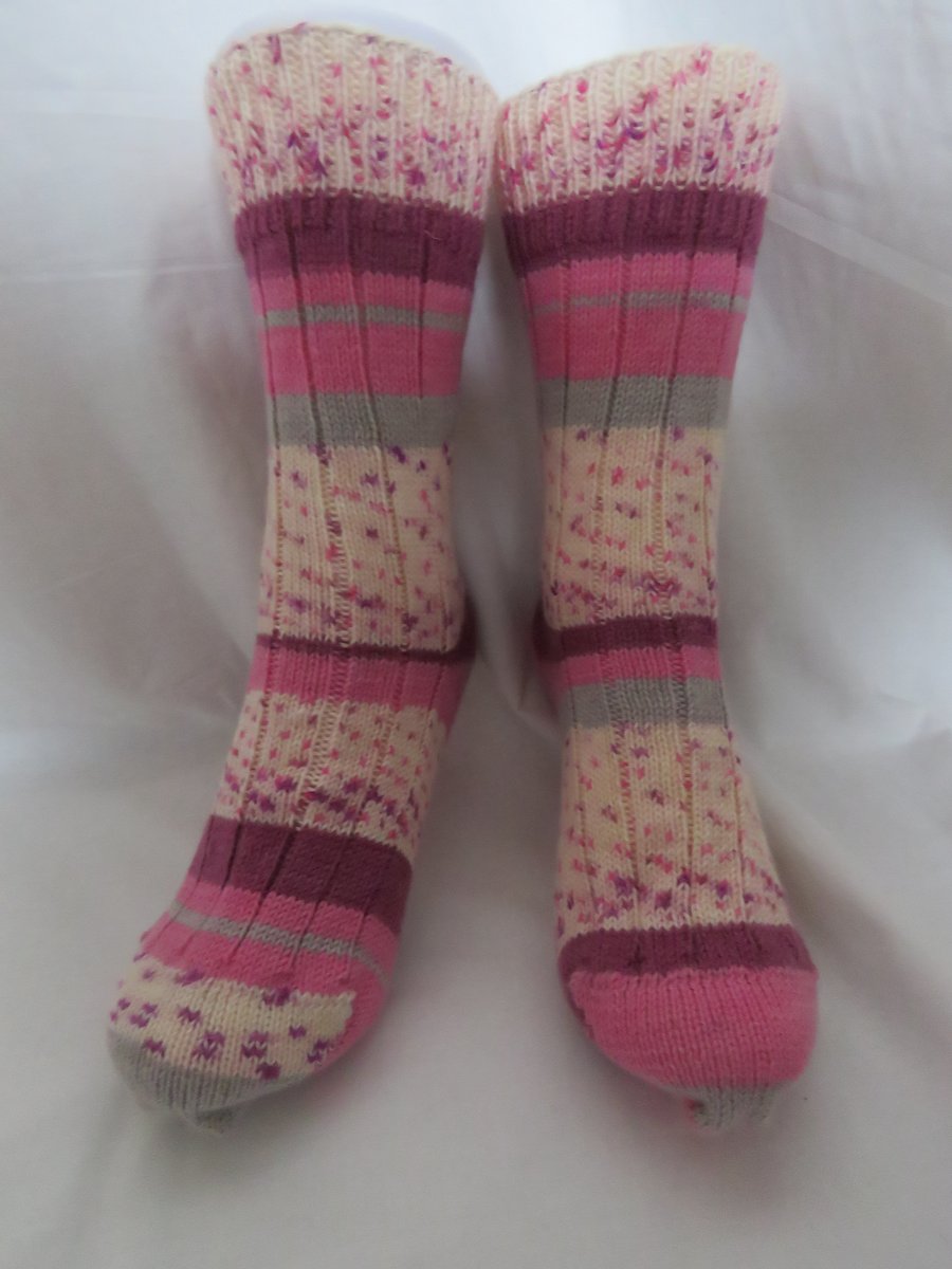 Hand-cranked Knitted Ribbed Wool Socks Size 4 to 5