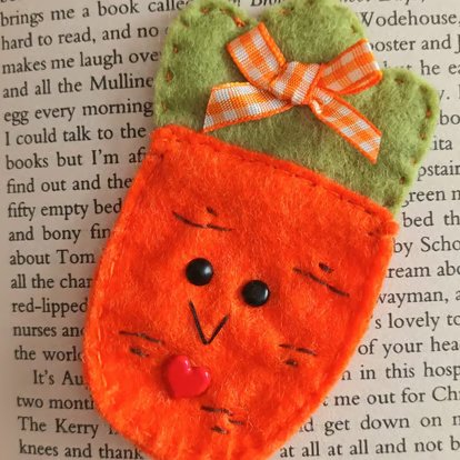 'Carrot' bookmark hand sewn in wool blend felt.