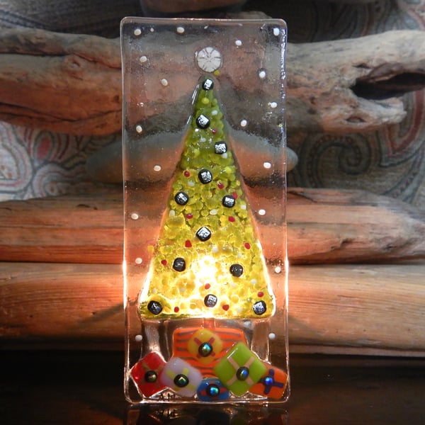 Handmade Fused Glass 'Christmas Tree' T Light Holder