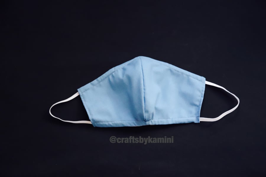 Blue washable face covering with nose wire and filter pocket (postage included)