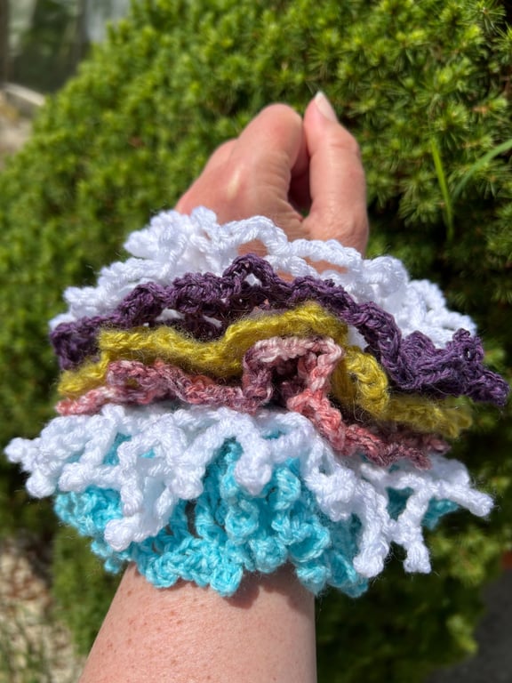 Lot of 6 Handmade lace crochet scrunchies hair accessories