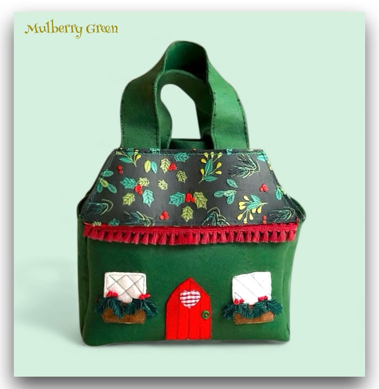 Ivy Cottage - A Little Nipper Mouse House in a Bag