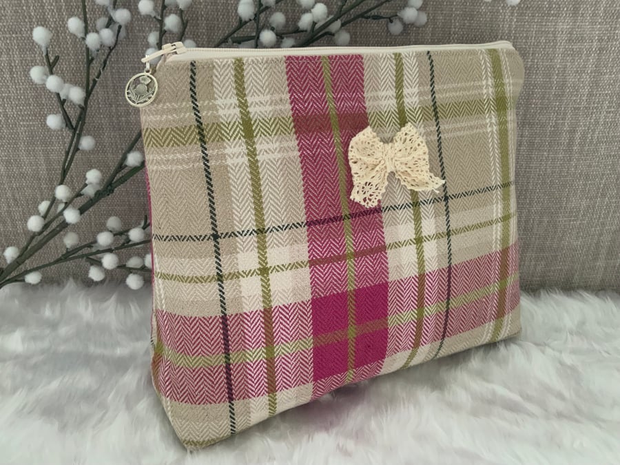 Toiletry Bag, Large Cosmetic Bag, Make Up Bag, Travel Bag, Cosmetic Bag, Tartan