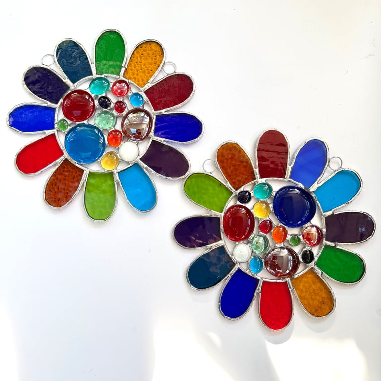 Stained Glass Bead Daisy Suncatcher - Daisy - Handmade Window Decoration - Multi