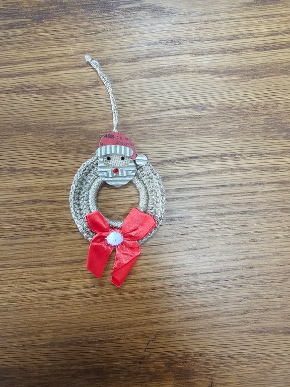 Diane's Santa Mini Wreath