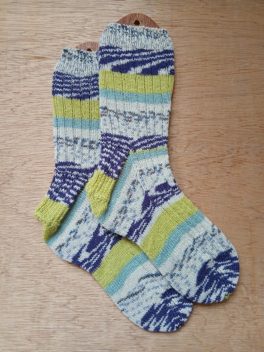 Socks, hand knitted, LARGE adult size 9-11