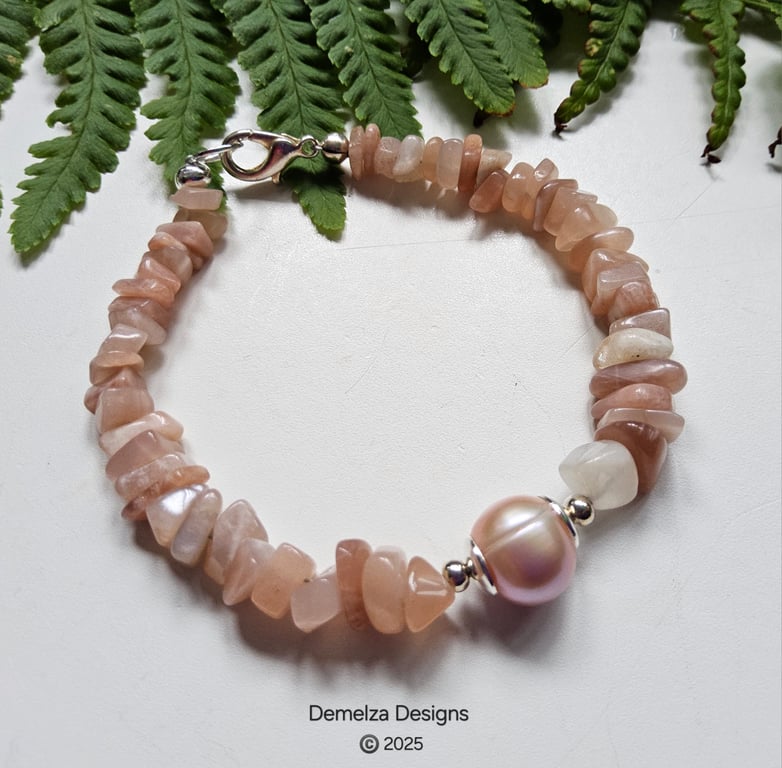 Peach Moonstone & Peach Freshwater Culture Pearl Bracelet 
