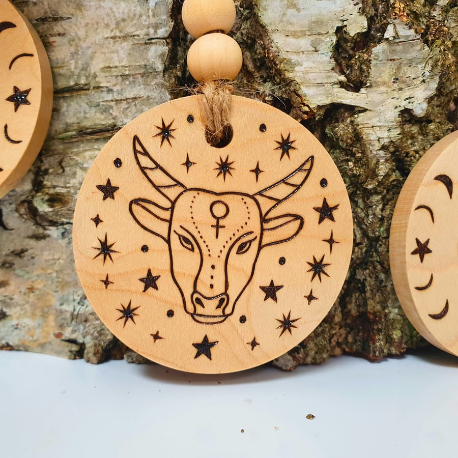 Taurus Zodiac Star Sign Keyring, April - May Birth Sign, Astrology, Celestial