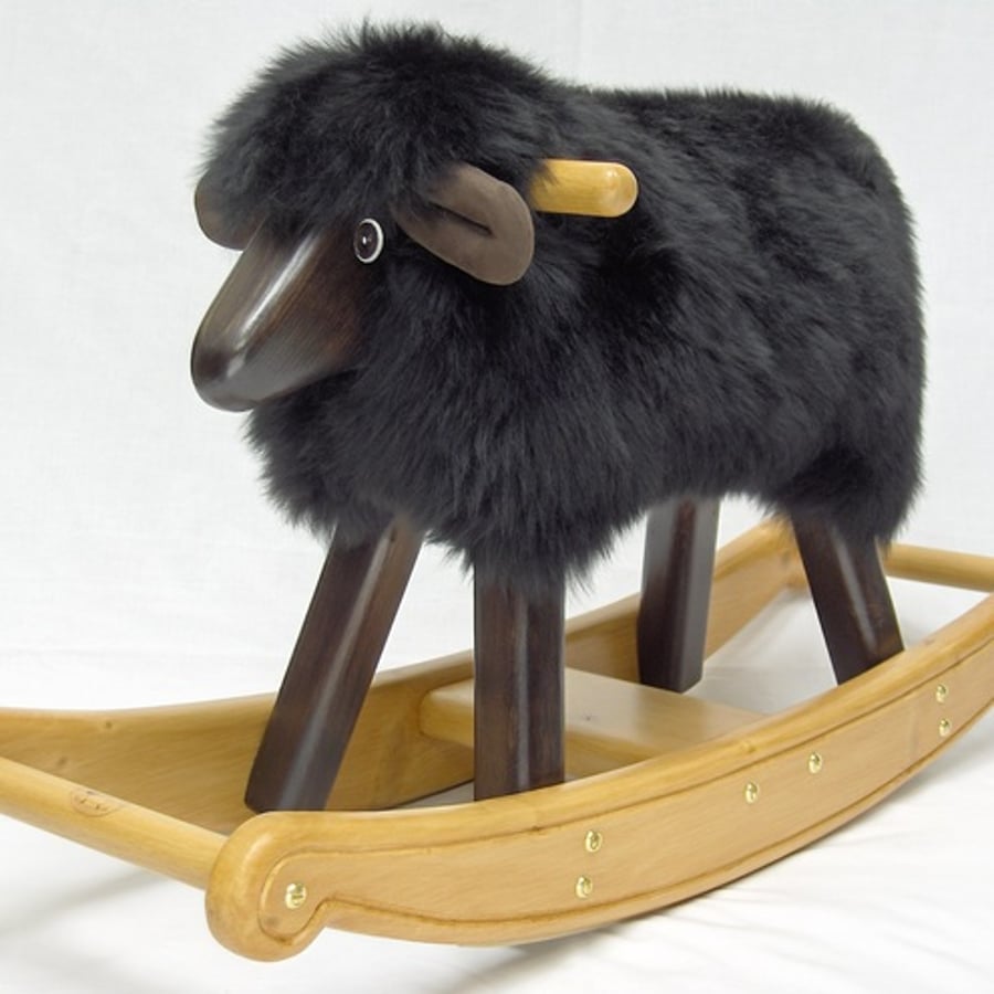 Black Rocking Lamb