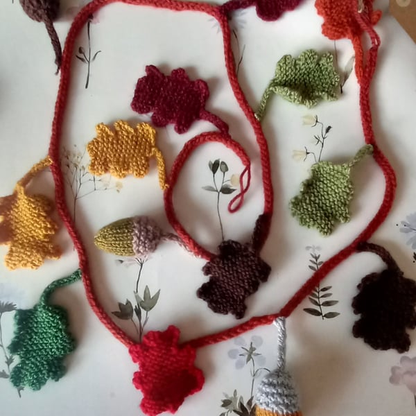Autumn,  acorn knitted garland 