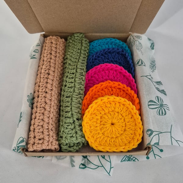 Eco friendly crochet beauty gift set, make up wipes & flannels, sustainability