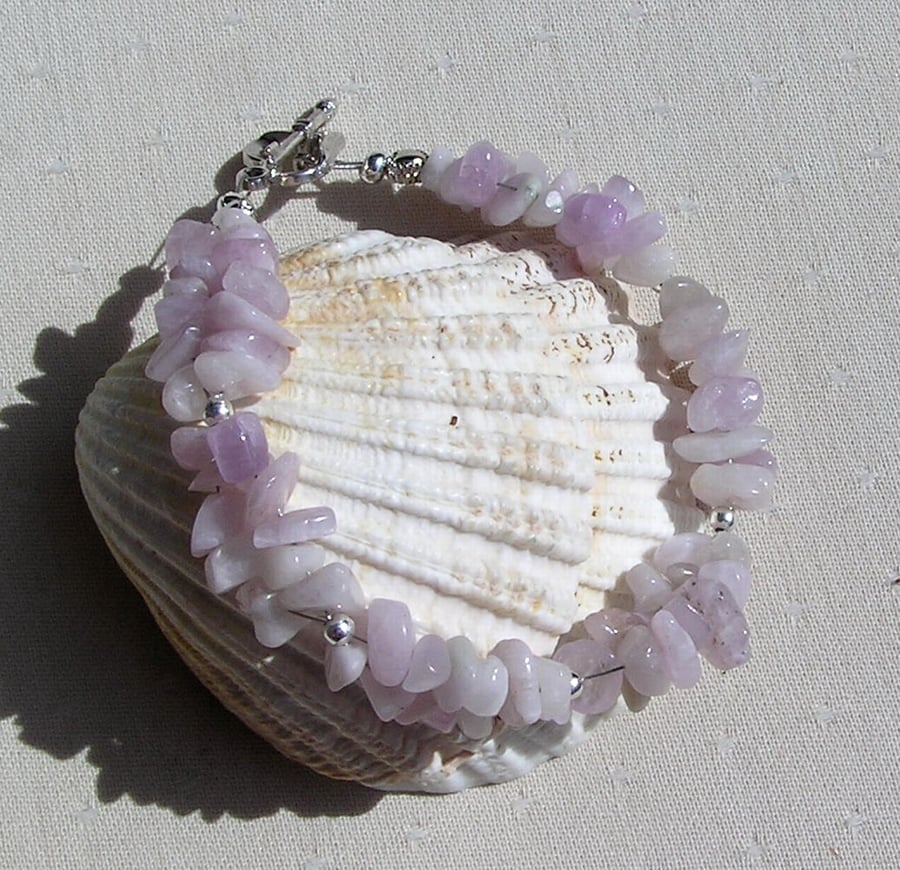 Lilac Kunzite Gemstone Beaded Bracelet "Heather Mist"