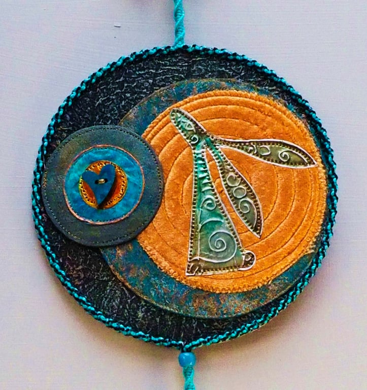 HMVM110 - Hare Moon Gazer Wallhanging- 15cm dia (90cm long) Turquoise - Black