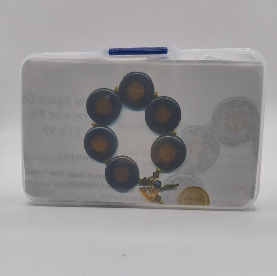 Natural Agate 6 Coin Bracelet Making Kit  Boxed