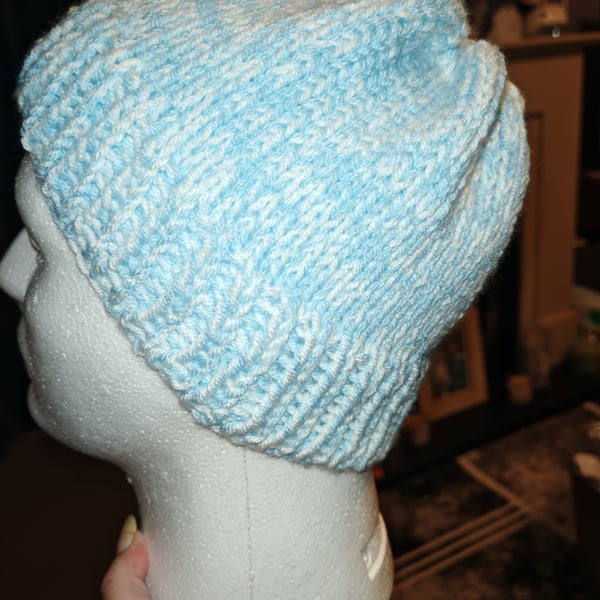 Beautiful mens white and blue knit beanie 