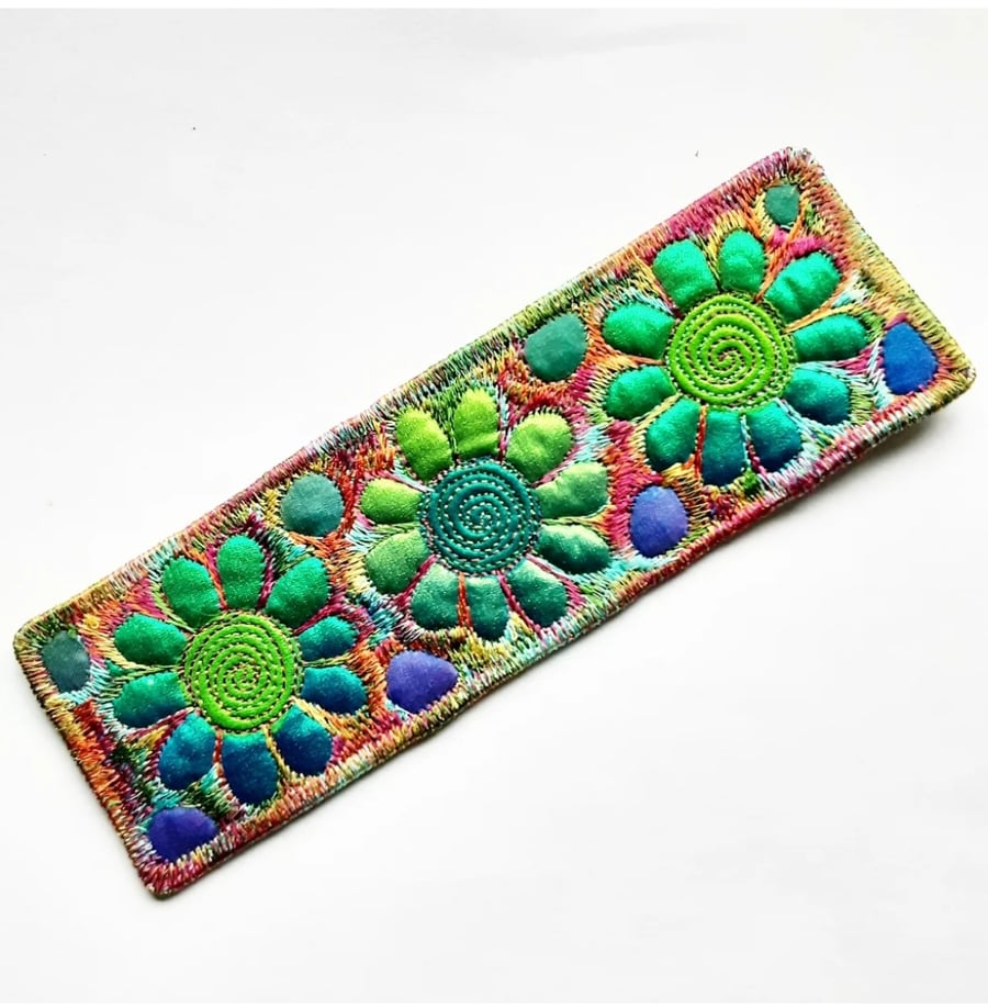 Bookmarks - Textile with Machine Embroidery Bookmark