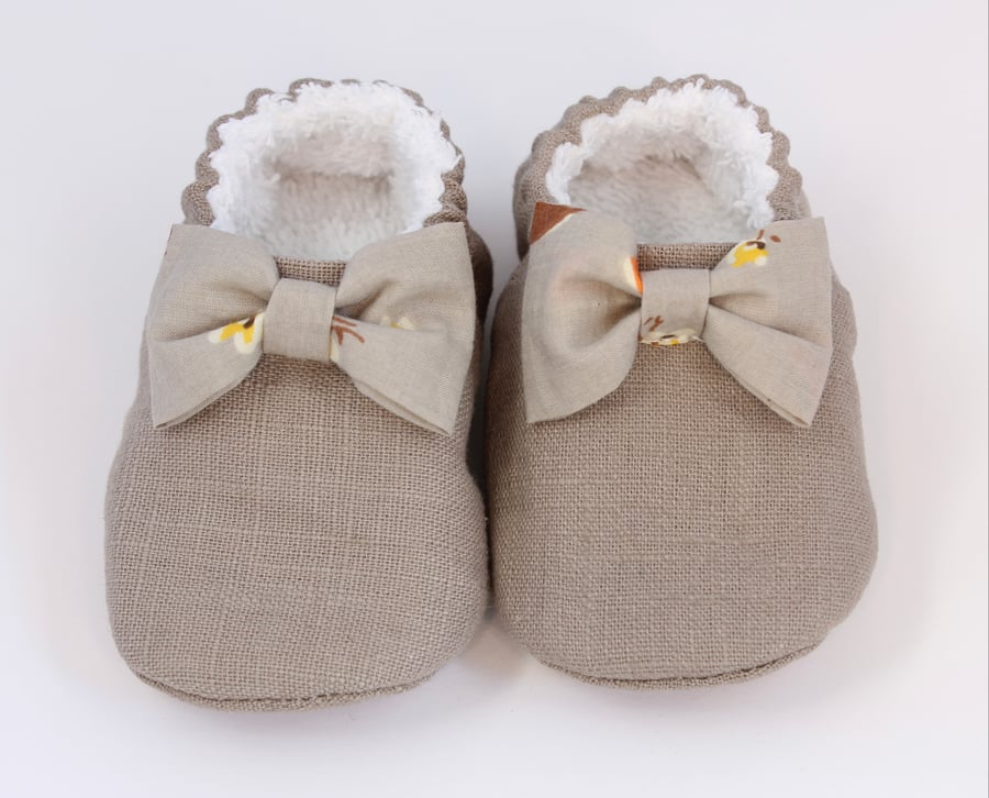 Linen baby girls shoes, baby booties, pram shoes, baby girls gifts. 