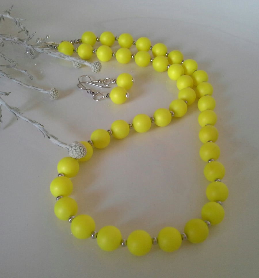 Frosted Yellow Agate Necklace & Earrings Set Silver Plate (HELP A CHARITY)