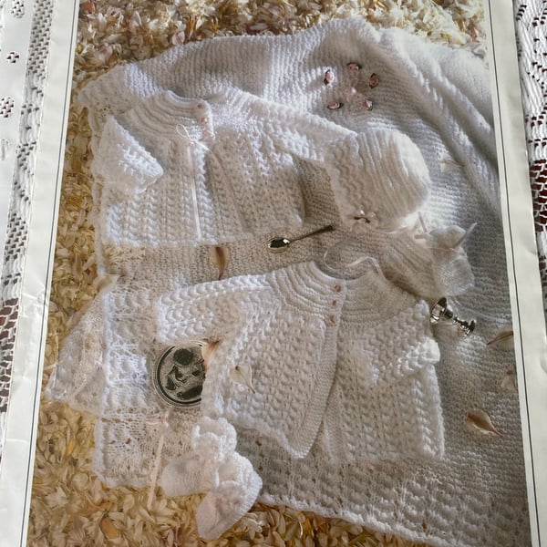 Peter Pan Baby knitting Pattern