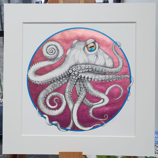 Olive the Octopus in Fine liner and Metallic Colour shifting Watercolour