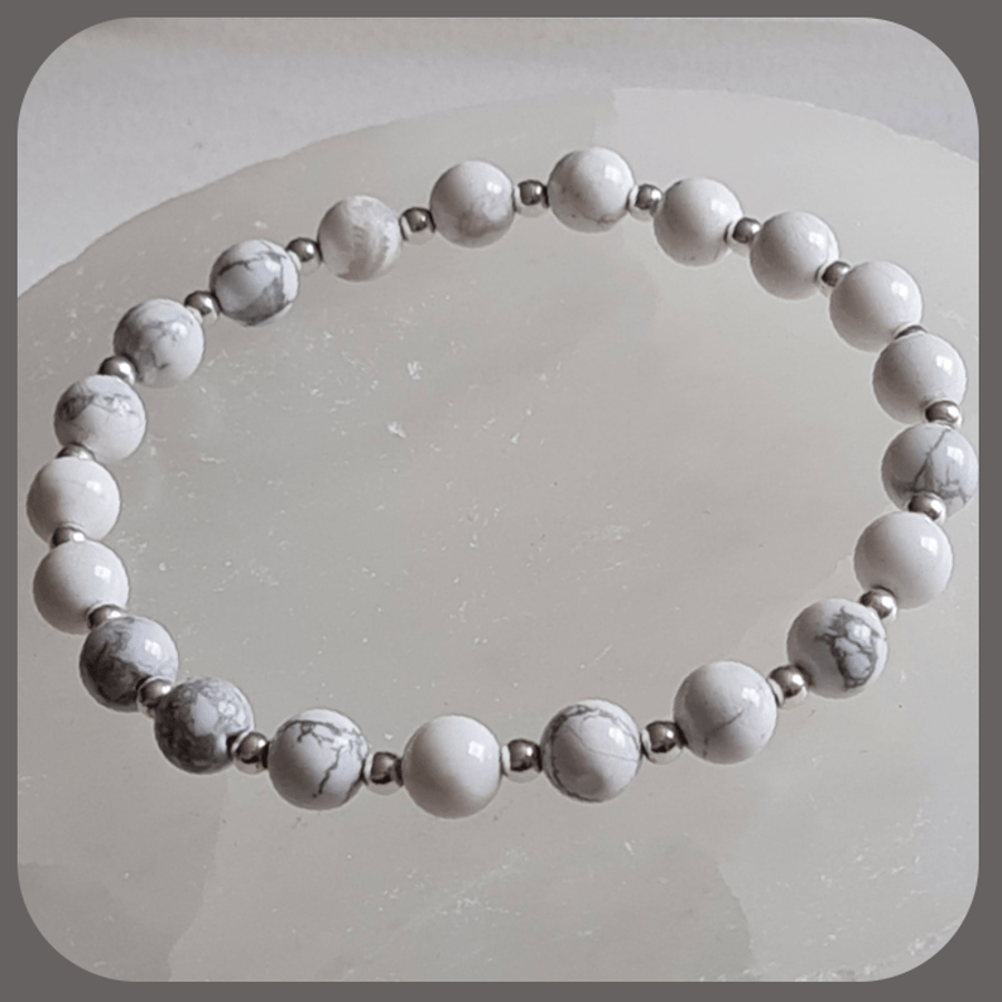 Howlite and sterling silver bracelet