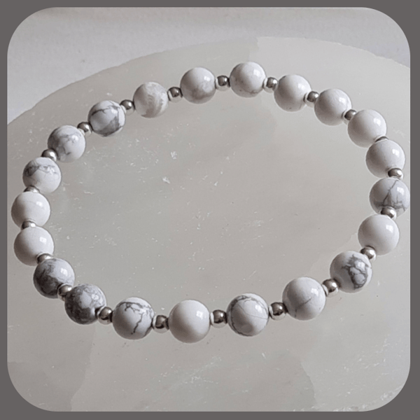 Howlite and sterling silver bracelet