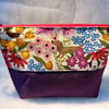 Dogs and flowers - Medium zipped water-resistant pouch for toiletries, makeup et