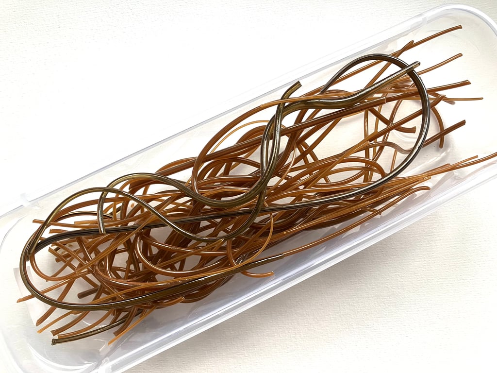 150g Streaky Brown Bullseye 90 coe glass Vitrigraph stringers