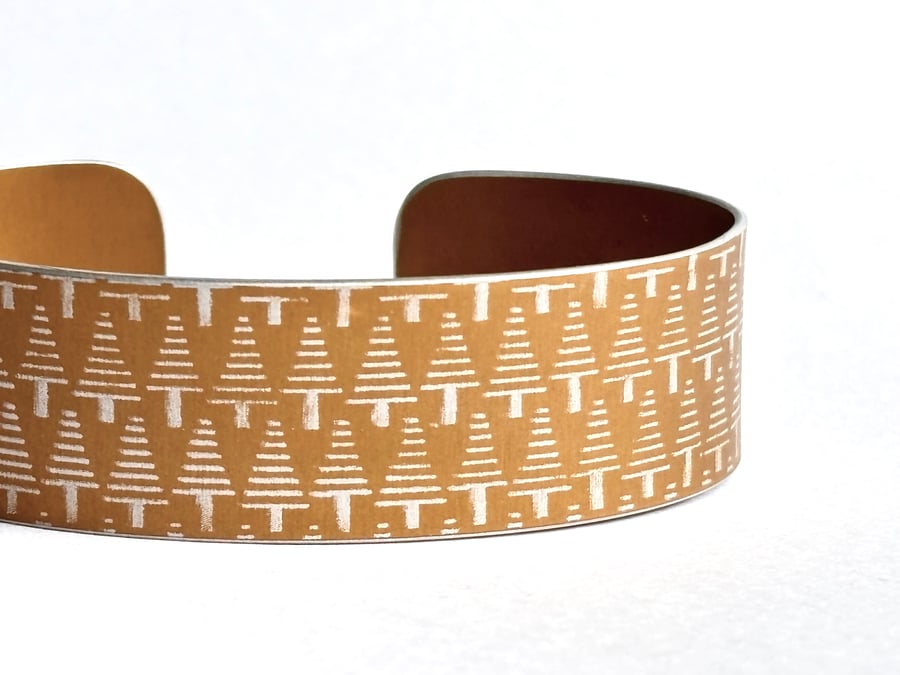 Tree pattern aluminium cuff mustard