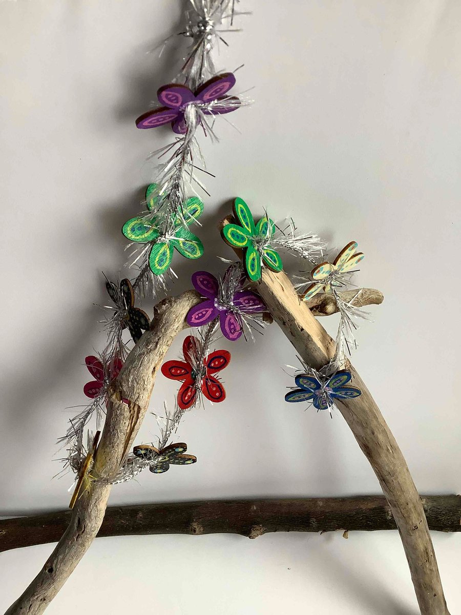 Dainty Wooden flower mobile