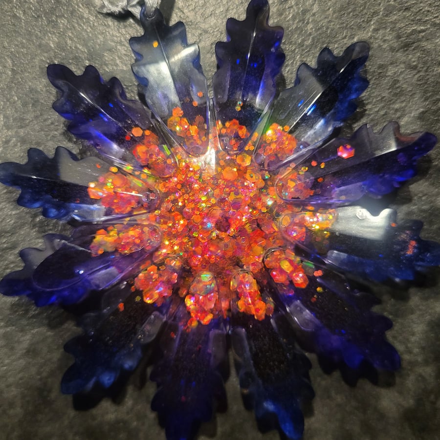 SALE  christmas tree decoration Free Postage UK