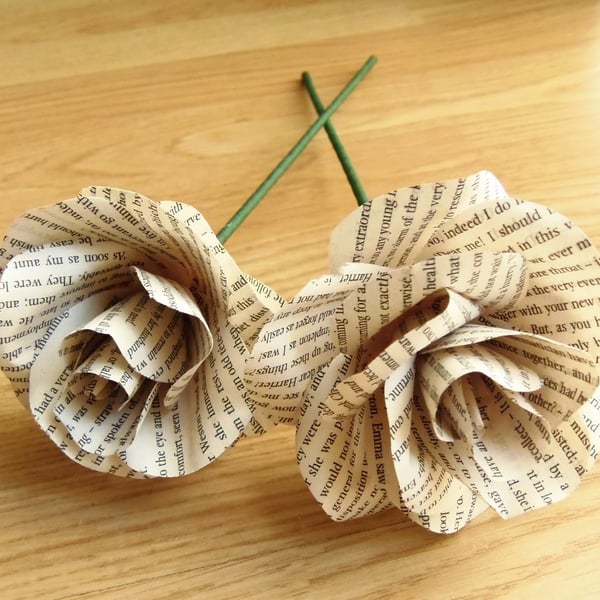 Loose Book Page English Rose. Choice of authors and optional gift wrapping