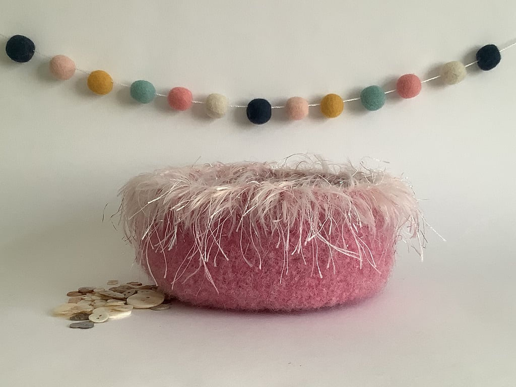 FELTED 'FUSSPOT'  BOWL , tray , desk tidy . Pink (with fringe).