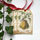 CHRISTMAS gift tags ( set of 3) .Vintage,French-style. Noel. Pear. Botanical.