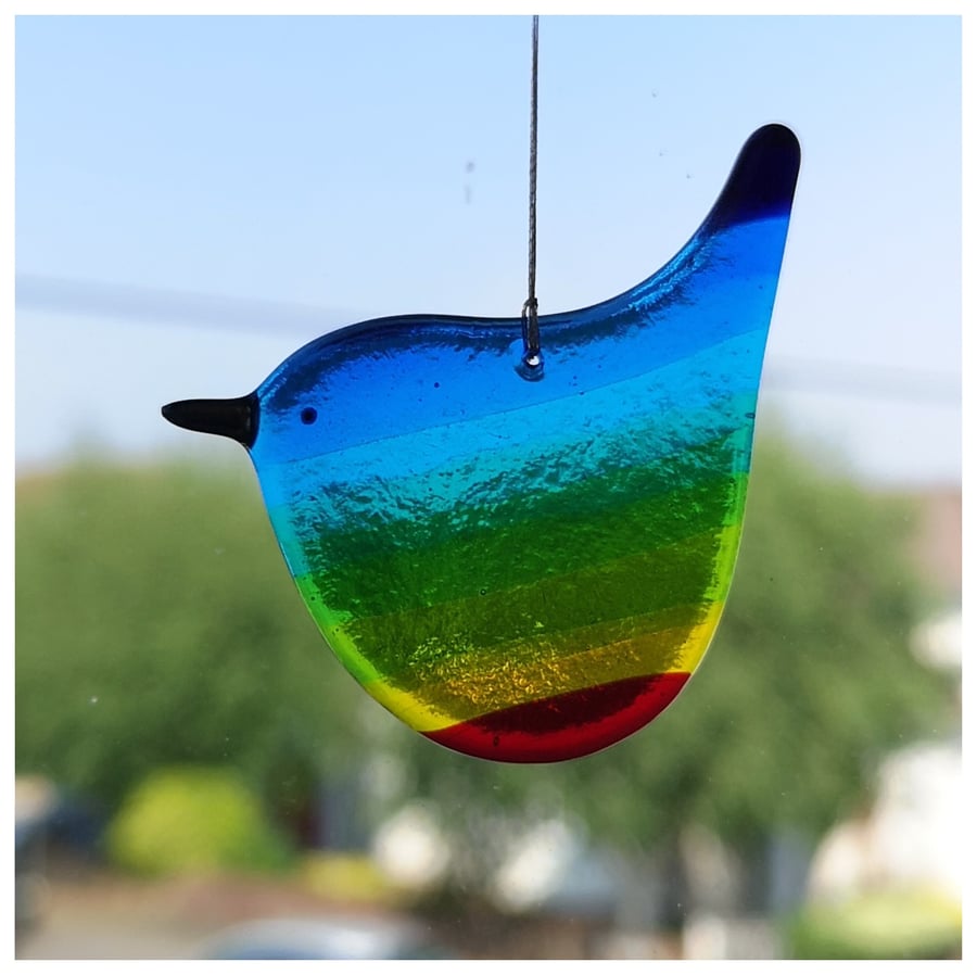 Rainbow Wren of Hope bird with purple head