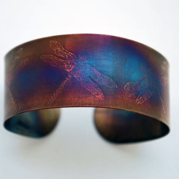 Surgical steel Dragonflies Cuff, multicolured finish, medium