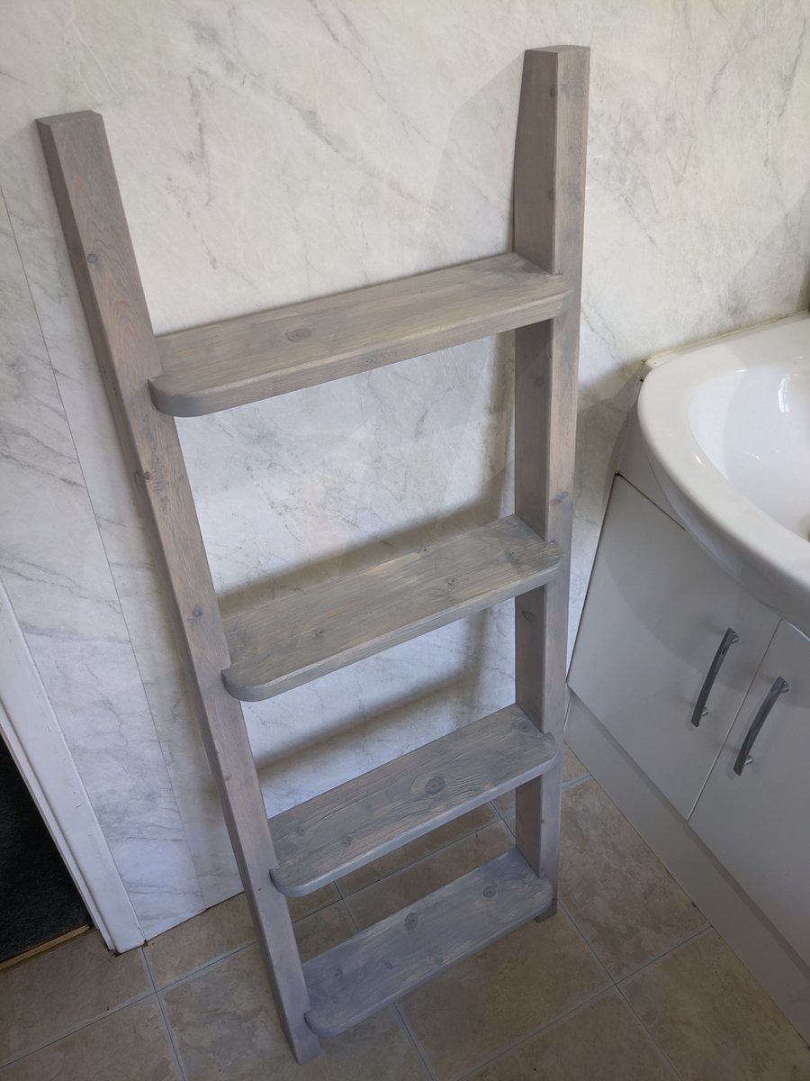 Modern Lean-To Ladder Shelf with 4 Steps: Perfect for Bathroom, Towels, or Books