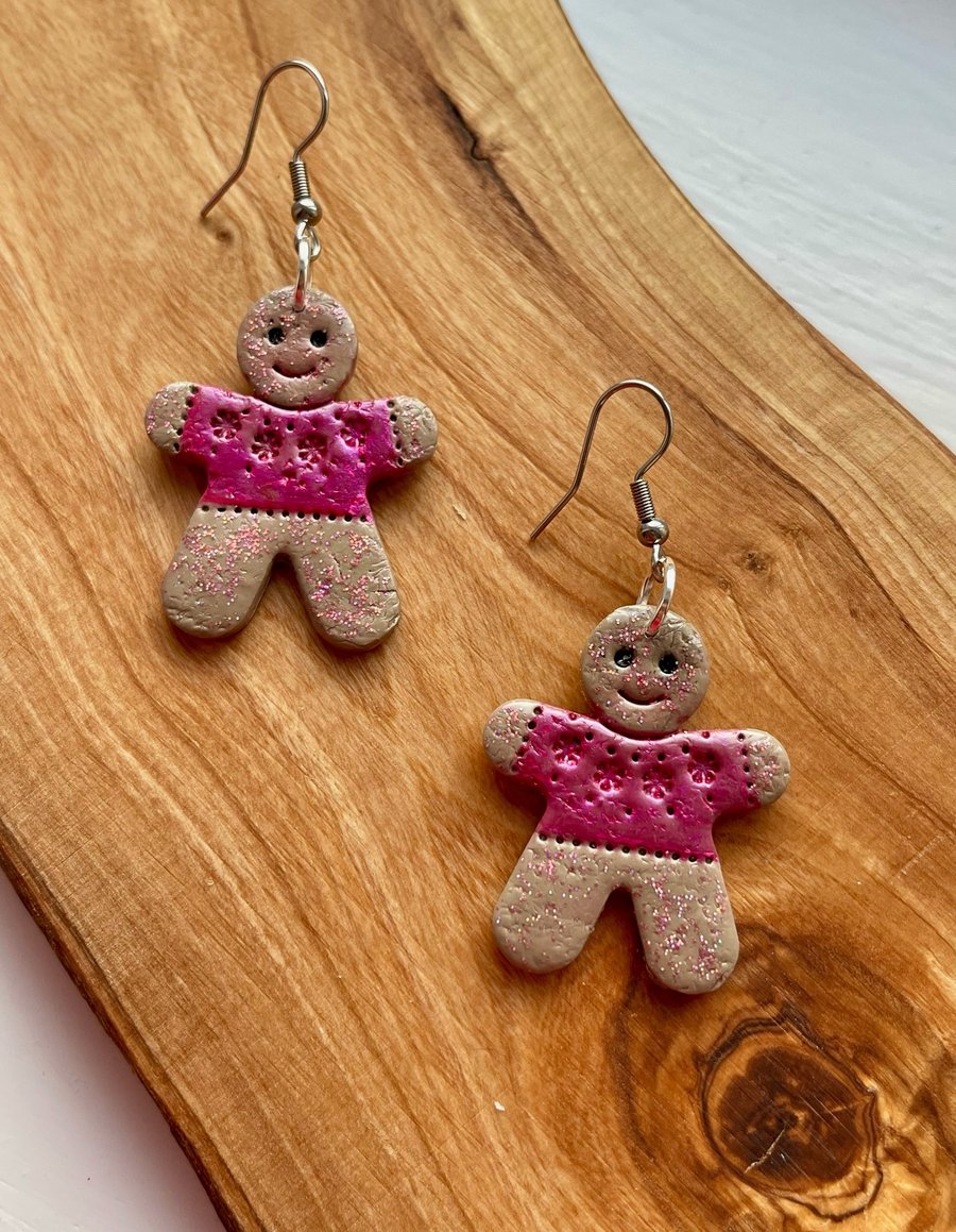 Gingerbread Buddy Pink