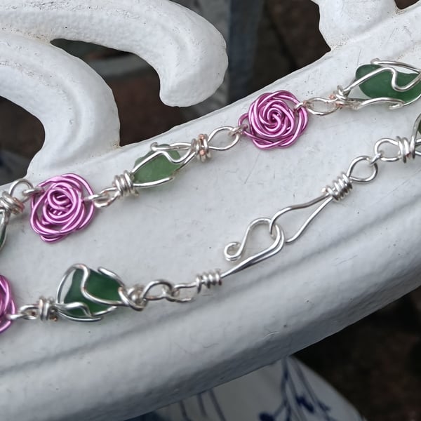 MID PINK ROSES & SEAGLASS BRACELET - 