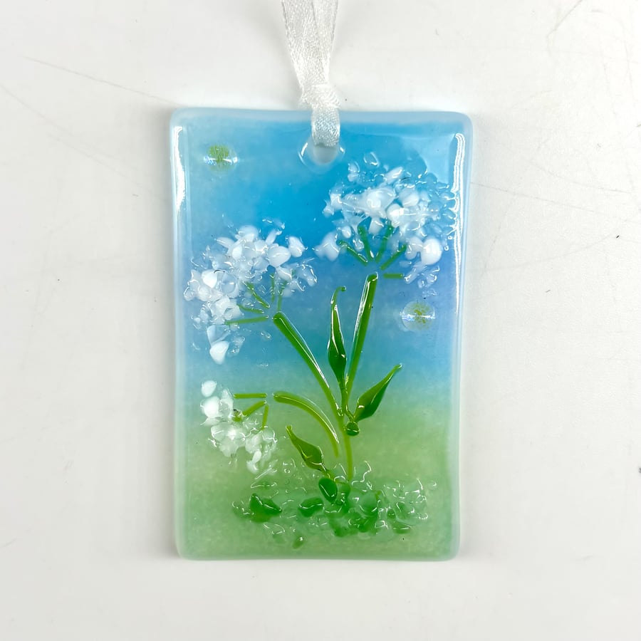 Pretty Cow Parsley Glass Light Catcher Hanging