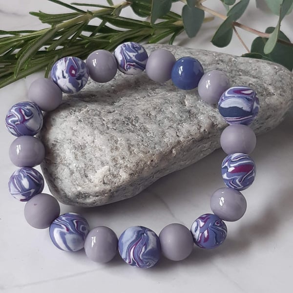 Handmade polymer clay elastic bracelet in shades of mauve