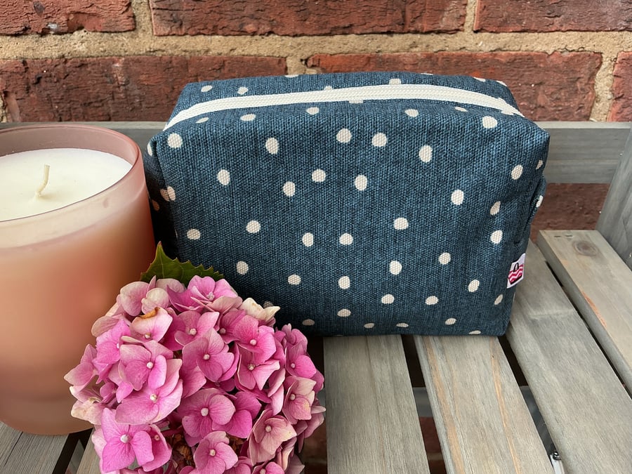 Blue Spot Box Pouch